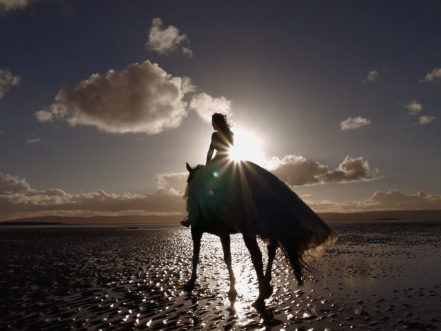 Wirral bride on horse